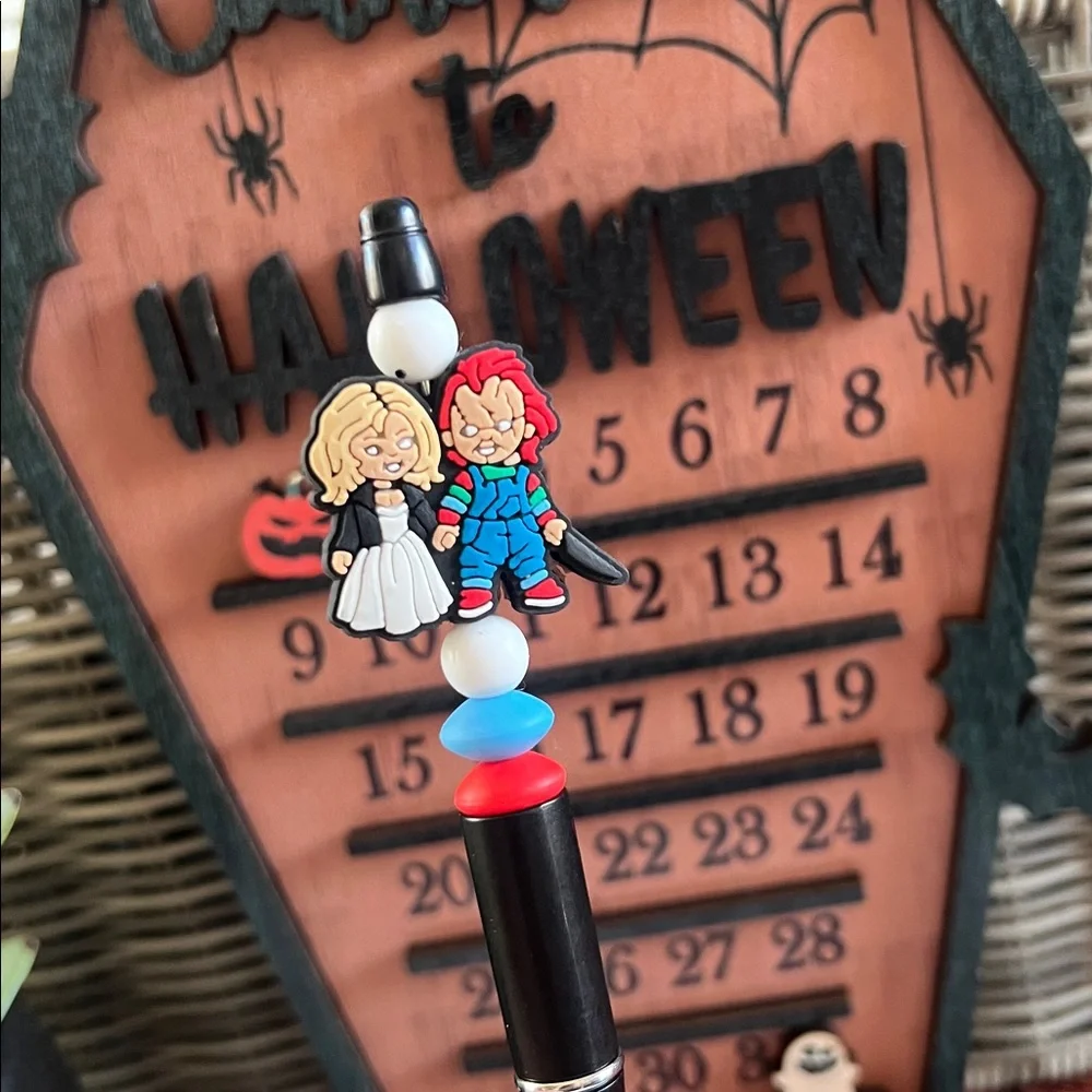 Chucky and Tiffany Black Pen with Character Charms